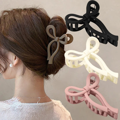 Große Haarklammer Matt – eleganter Haaraccessoire