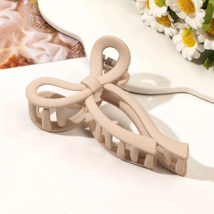 Große Haarklammer Matt – eleganter Haaraccessoire